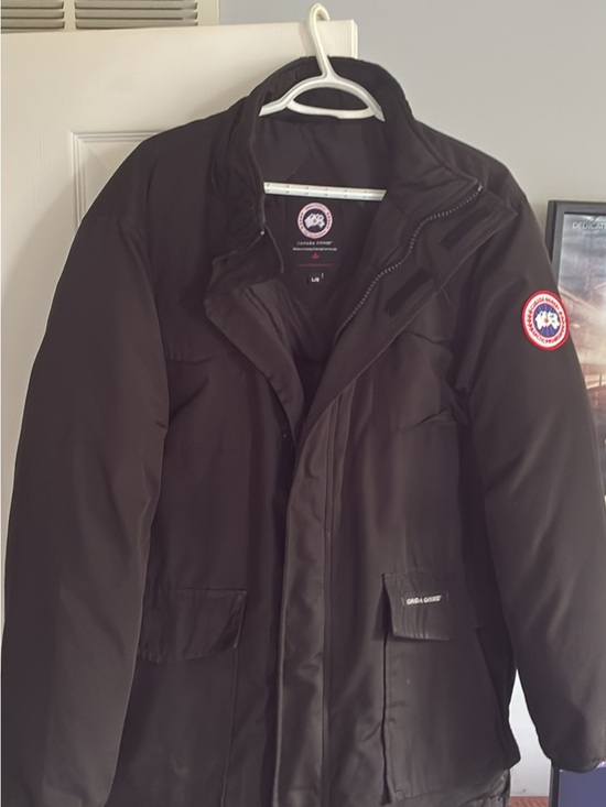Canada Goose Other - Canada Goose Black Men's Puffer Jacket with Logo Patch
